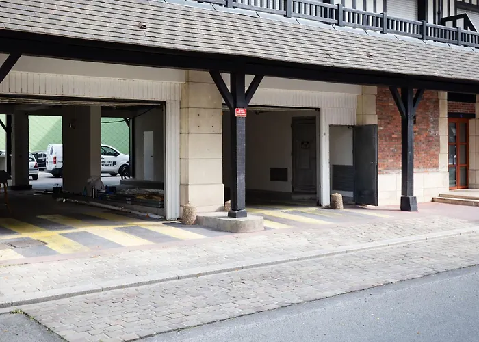 La Deauvillaise-5 By Interhome Apartment *