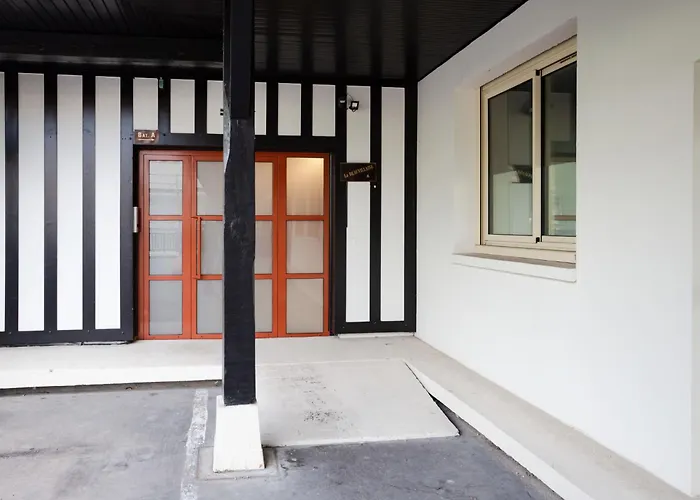 La Deauvillaise-5 By Interhome *