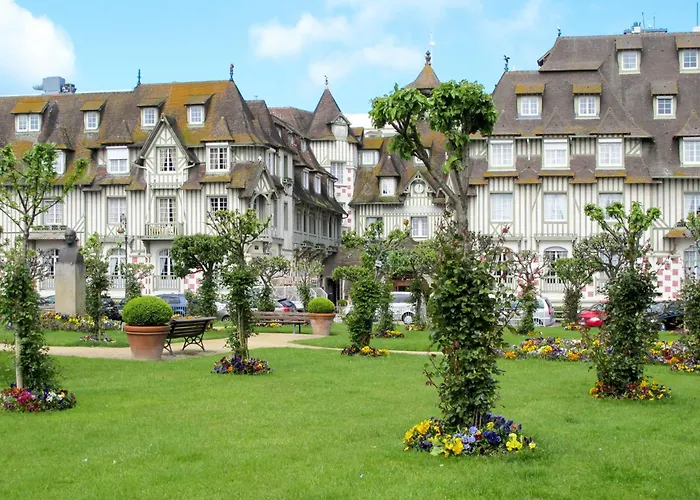 La Deauvillaise-5 By Interhome *